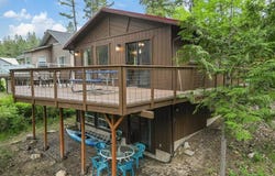 4565 Woodland Shores Dr, Loon Lake, WA 99148