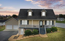 317 LOCUSTDALE LOOP, SHENANDOAH, VA 22849