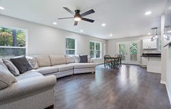 258 Hummingbird Lane, Eureka Springs, AR 72632