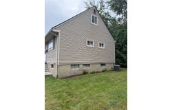 2424 Cooledge Avenue, Akron, OH 44305