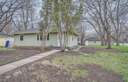 6300 Quebec Avenue N, Brooklyn Park, MN 55428
