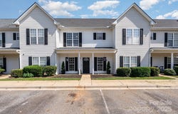 28 Ridgestone Circle, Mauldin, SC 29662