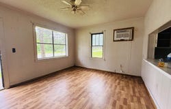 37 Maple Street, Melbourne, AR 72556