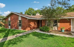 810 Vogel Dr, Lockhart, TX 78644