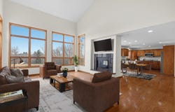 1005 15th Ave, Minot, ND 58701
