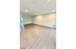 111 Columbus Dr, Franklin Twp., NJ 08823-1736