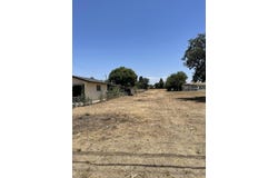 2146 N Bridge Street, Visalia, CA 93291