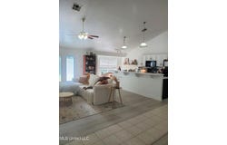 1720 Deer Street, Ocean Springs, MS 39564