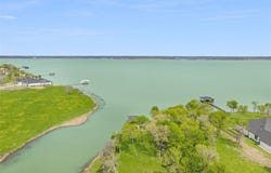 117 Diamond Point Drive, Corsicana, TX 75109