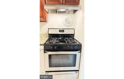 125 CLUBHOUSE DRIVE SW, LEESBURG, VA 20175