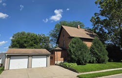 742 12th Street NE, Mason City, IA 50401