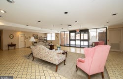 404 HADDONFIELD COMMONS, HADDONFIELD, NJ 08033