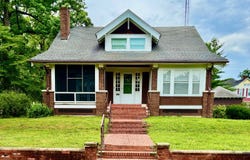 214 4th St., Carmi, IL 62821