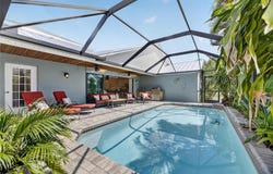 918 SHAGOS Drive, APOLLO BEACH, FL 33572