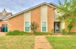 704 NW 137th Street, Edmond, OK 73013