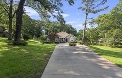 1619 Pine Drive, Grove, OK 74344