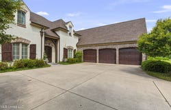 106 Chicot Cove, Ridgeland, MS 39157