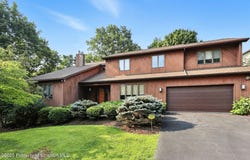 1005 Oakmont Road, Clarks Summit, PA 18411