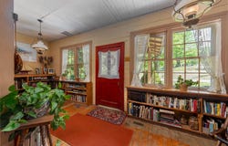 8425 Parshallville Road, Fenton, MI 48430
