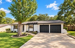 9313 Longvale Dr, Austin, TX 78729