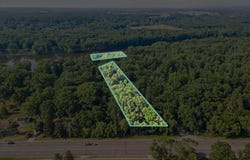 5904 West River Drive NE, Belmont, MI 49306