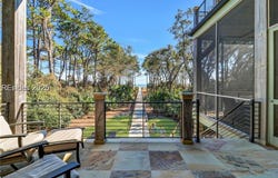 9 Bayberry Lane, Hilton Head Island, SC 29928