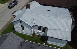 119 5th Avenue, Montgomery, WV 25136