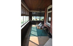 114 S River Park Drive, Guttenberg, IA 52052