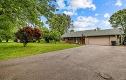 206 Plum Street, Sparta, MO 65753