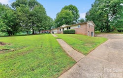 3333 Eastwood Avenue, Morganton, NC 28655