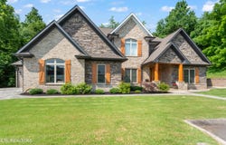 641 Cape Cod Light, Loudon, TN 37774