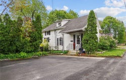 106 Providence Avenue, East Providence, RI 02915