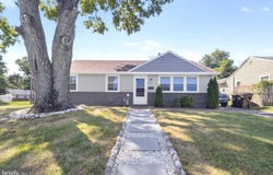 2510 CRAFTON DRIVE, BENSALEM, PA 19020