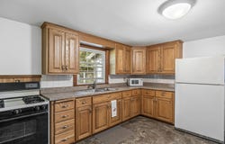 1042 S Marquette Street, La Porte, IN 46350