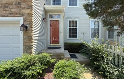 602 Yarrow Circle, South Brunswick, NJ 08810