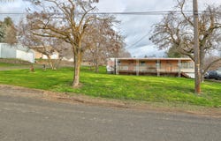 400 LINCOLN St, Moro, OR 97039