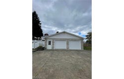 215 E Main Street, St Clairsville, OH 43950