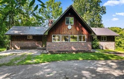 10 Wilderness Road, Radford, VA 24141