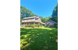 4449 Inns Brook Drive, Snellville, GA 30039
