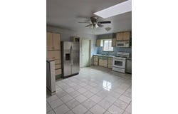2285 La Verne, Oceano, CA 93445