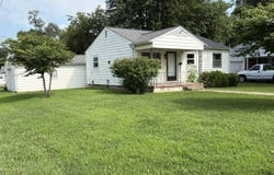 1402 S Morris Street, Mexico, MO 65265