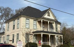 210  W Adams, kosciusko, MS 39090