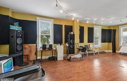 6500 WINDSOR MILL, BALTIMORE, MD 21207