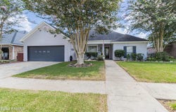 104 Hyacinth Drive, Lafayette, LA 70506