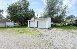 221 Jackson St, Sullivan, IN 47885