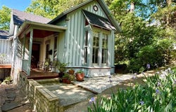 20 Fairmount  ST, Eureka Springs, AR 72632