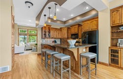 326 E Travelers Trail, Burnsville, MN 55337