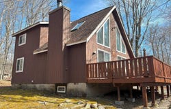 12 Mountain Glen Drive, Clifton Township, PA 18424