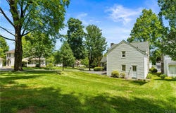 74 Hartford, New Hartford, NY 13413