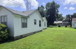 107 W 12Th St, Stuttgart, AR 72160